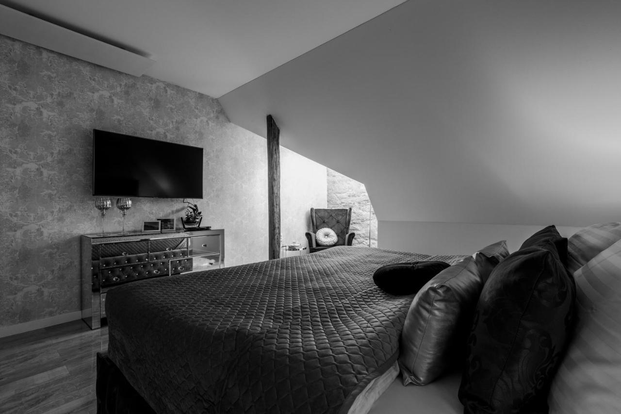 Apartman Blue Moon Banská Štiavnica Exteriör bild